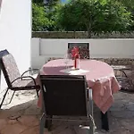Lovely In Pag With House Sea View 아파트