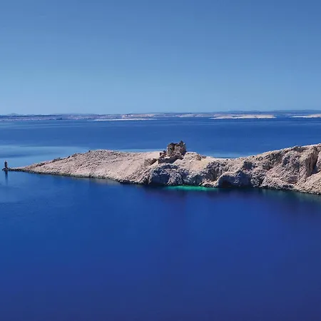 Διαμέρισμα Lovely In Pag With House Sea View Bosana